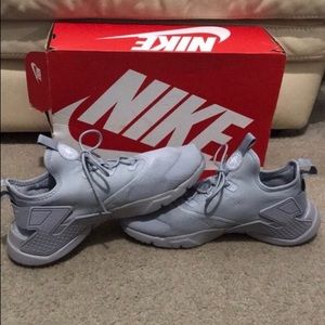 Youth huaraches but will fit women’s size